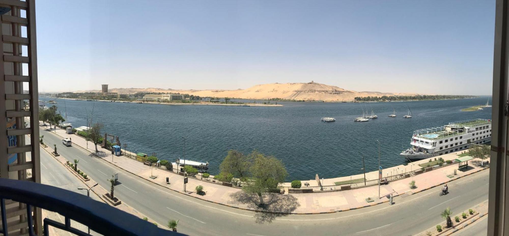 Aswan View 3 Bedrooms Exterior photo